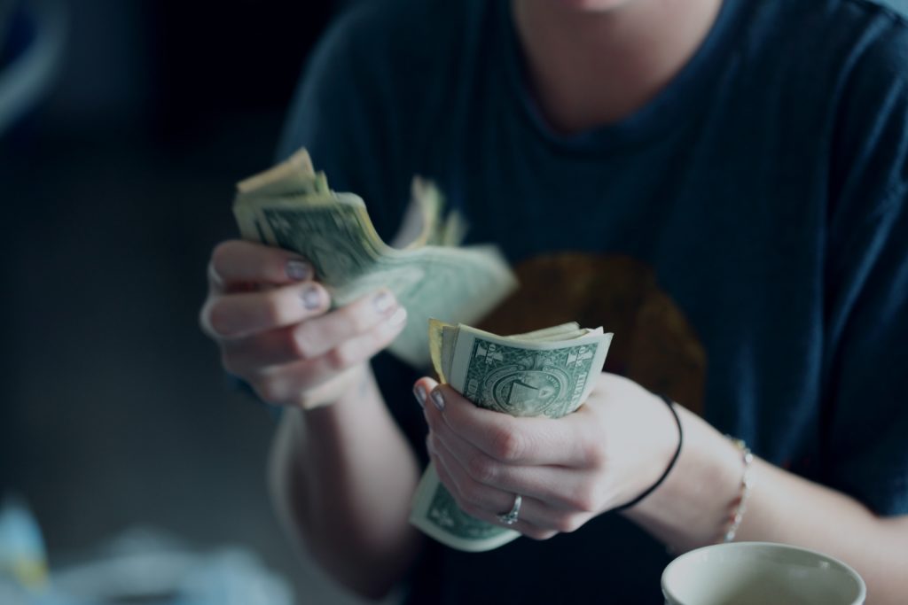 finanční report za rok 2019